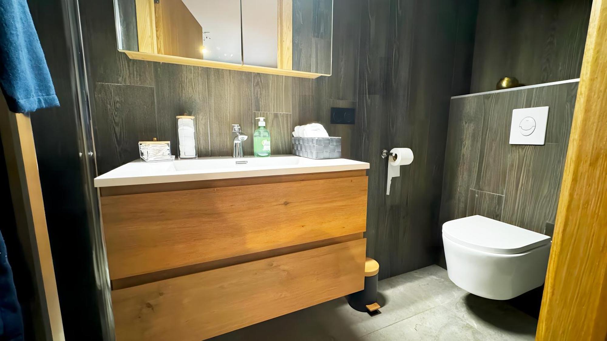 Les Bains De Marrakech Hotell Tournai Eksteriør bilde